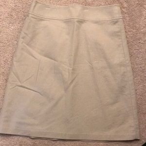 Banana republic a-line khaki pencil skirt-Like new